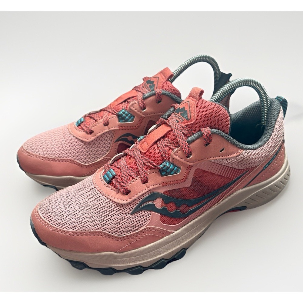 Saucony Excursion TR 16 Trail Pink Womens US Size 7.5 Running Shoes Worn Once